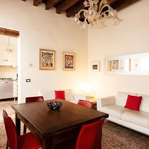 Cà Venier , Venezia Italia